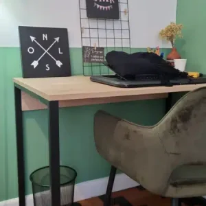 Linha padrão. Escrivaninhas de 90 ou 120cm